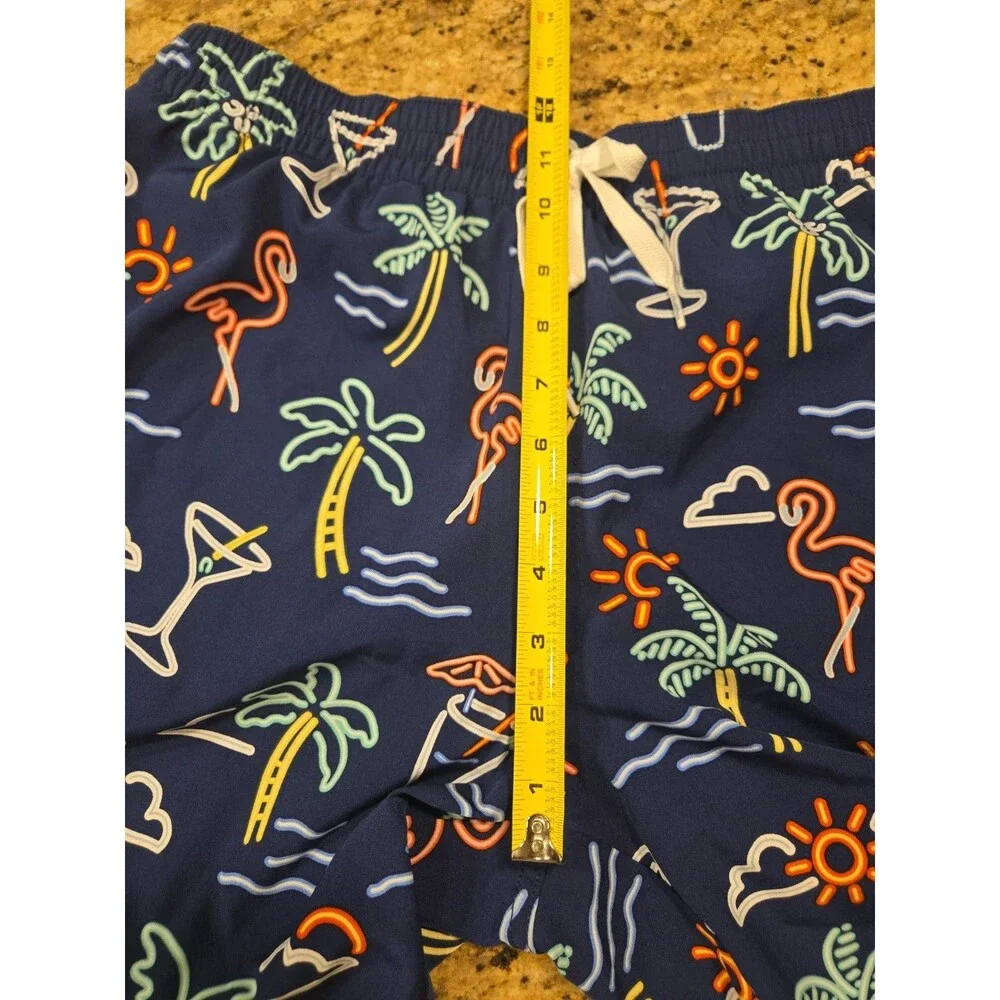 Chubbies Men’s Size Large “Neon Lights” 7” Lined Swim Trunk Shorts